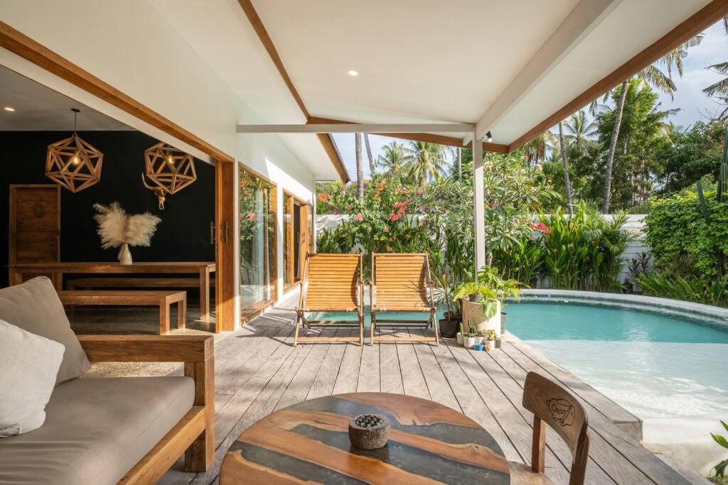 Designer New 3Bdr - Lush Garden+Pool Villa Gili Trawangan Buitenkant foto