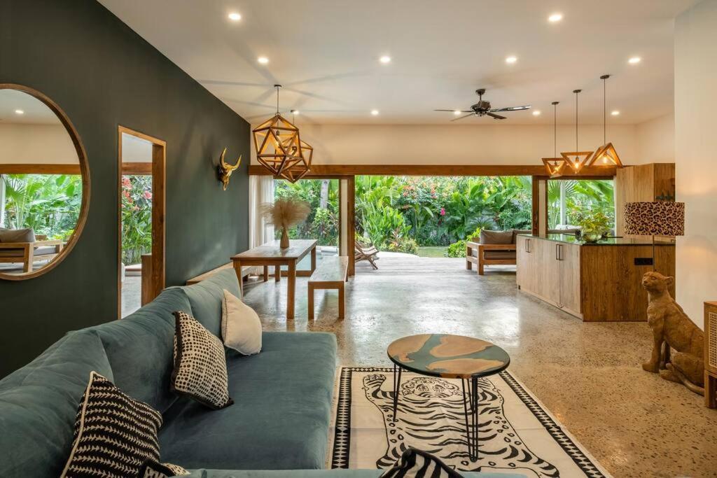 Designer New 3Bdr - Lush Garden+Pool Villa Gili Trawangan Buitenkant foto